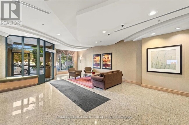 Building Photo - 233-233 Beecroft Rd