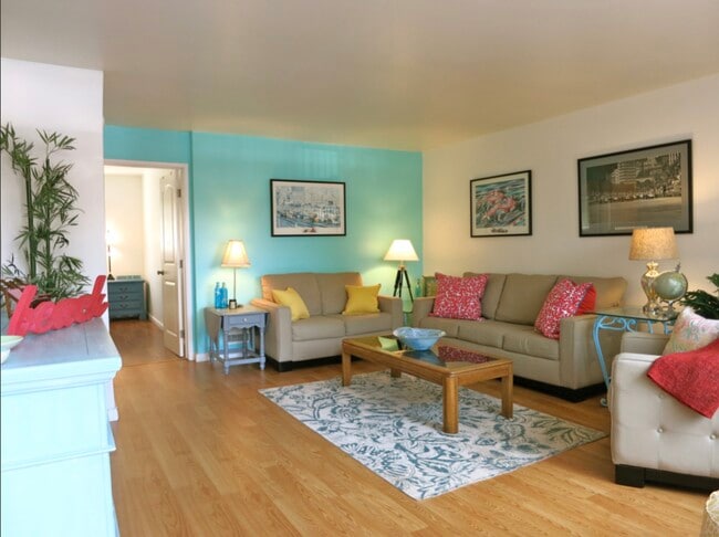 Building Photo - 43 23rd Ave