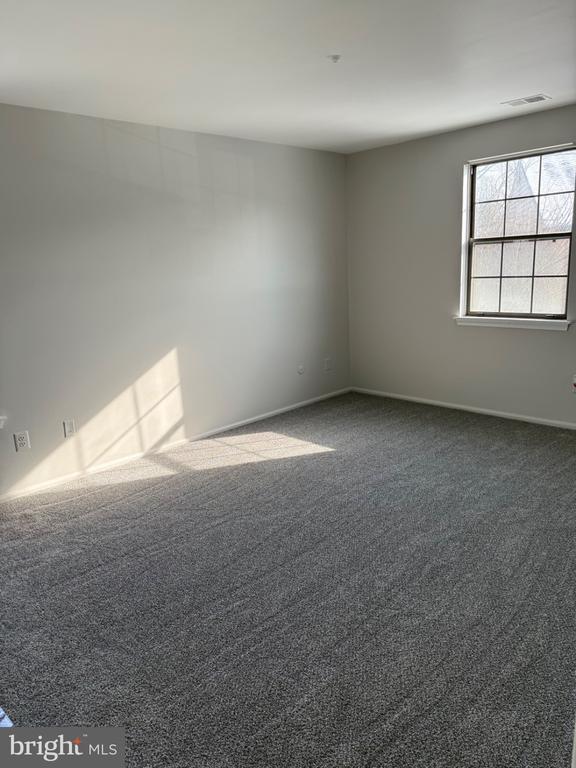 Foto del edificio - 10 ROBERT TREAT PAINE