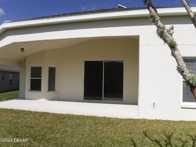 Building Photo - 1442 Areca Palm Dr