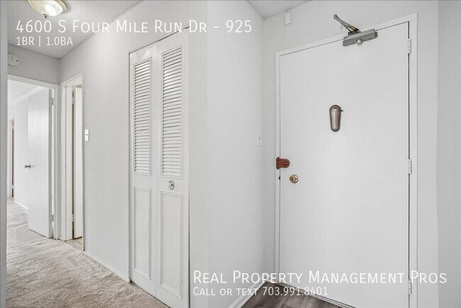 Foto del edificio - 4600 S Four Mile Run Dr