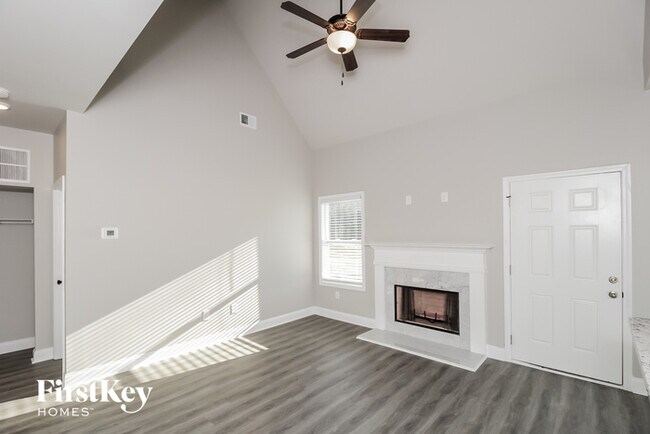 Foto del edificio - 67 Cranbrooke Ln