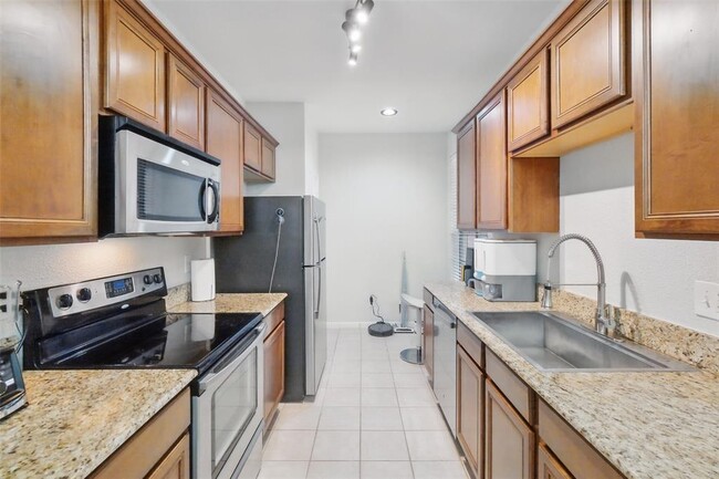 Foto del edificio - 2255 Braeswood Park Dr