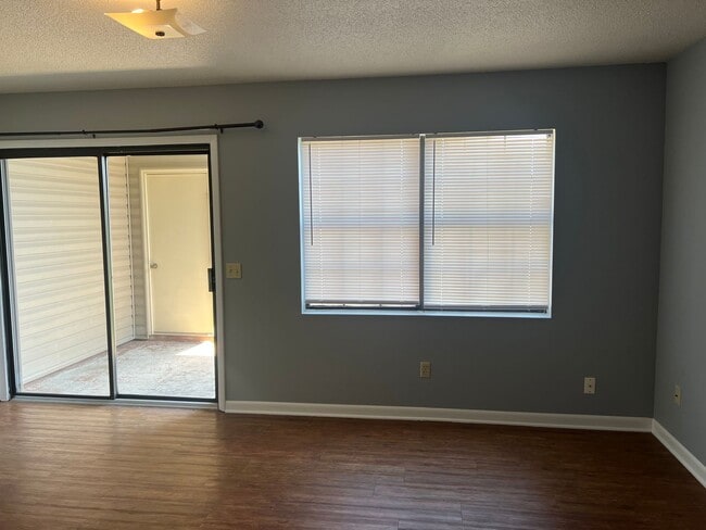 Building Photo - 108 Ridgeway Dr