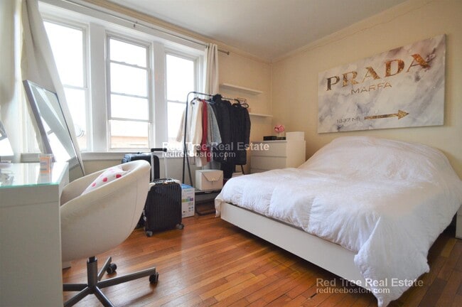 Photo - 72 Egmont St Apartment