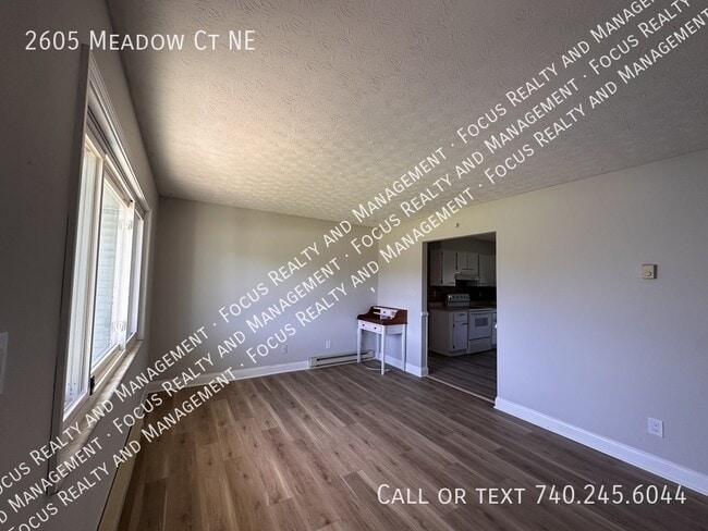 Foto del edificio - 2605 Meadow Ct NE