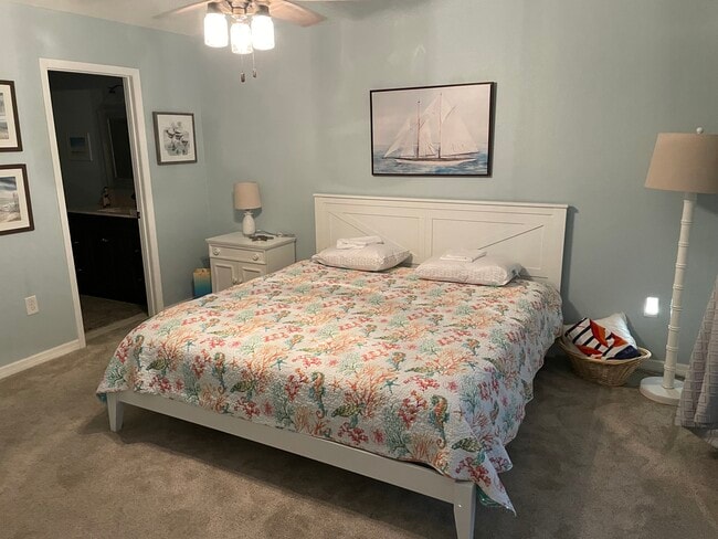 Building Photo - 7618 4th Ave W