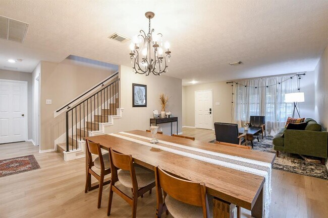Foto del edificio - 6711 Seminole Lodge Ln