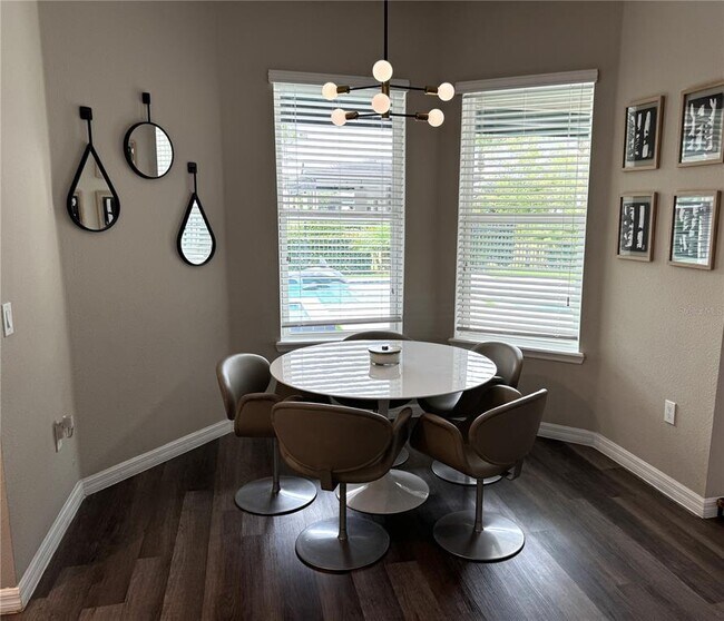 Building Photo - 12983 Westside Vlg Lp