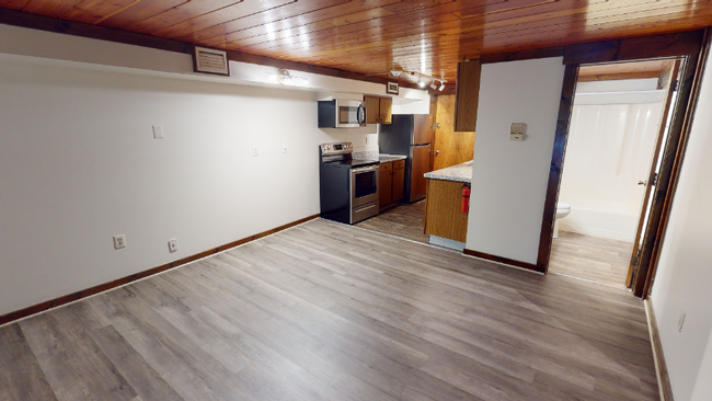 Building Photo - 59 Pleasant St