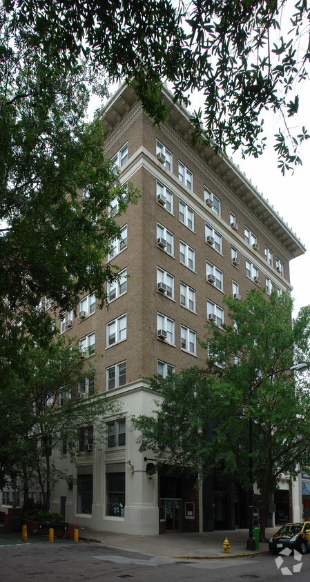 Foto del edificio - Richmond Summit