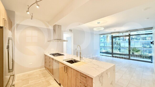 Foto del edificio - 7120 E Kierland Blvd