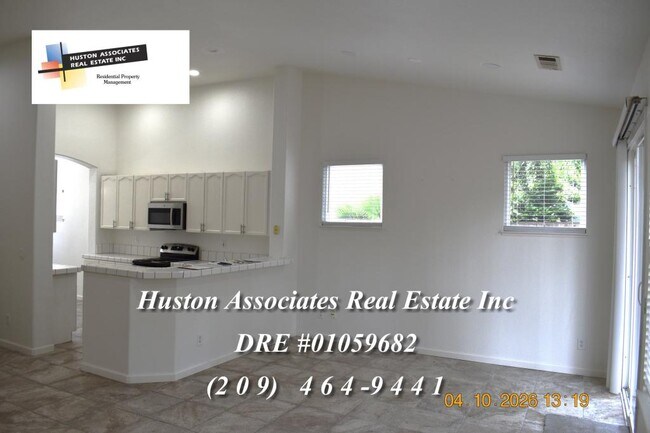 Foto del edificio - 3915 Bridlewood Cir