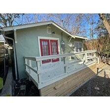 Building Photo - 100 Quartz St