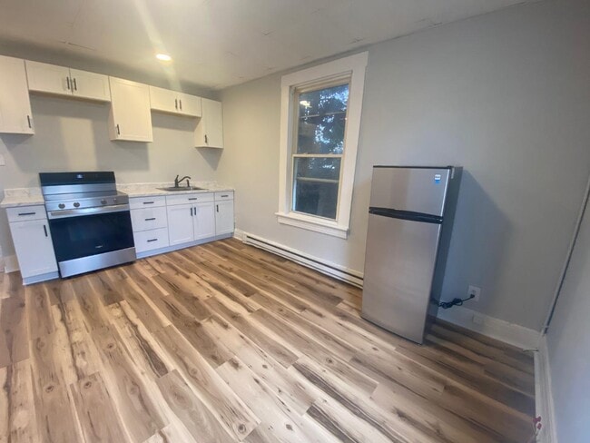 Photo - 1009 4th St Apartment