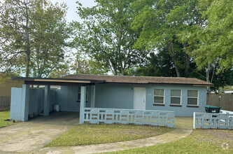 Building Photo - 4914 Anzio St