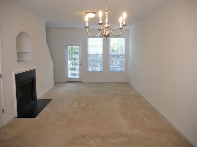 Building Photo - 5553 Farm House Trail