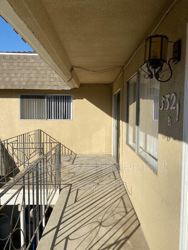 Foto del edificio - 3321 E Sierra Madre Ave