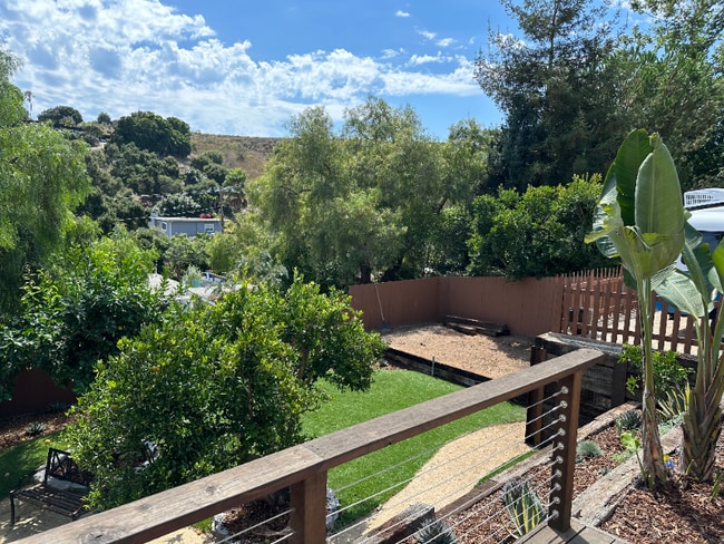 Foto del edificio - 1545 Marquard Terrace