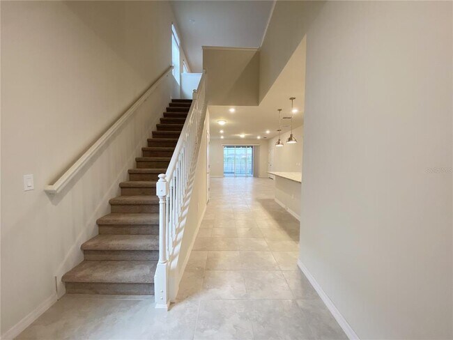 Foto del edificio - 7360 Oakmoss Loop