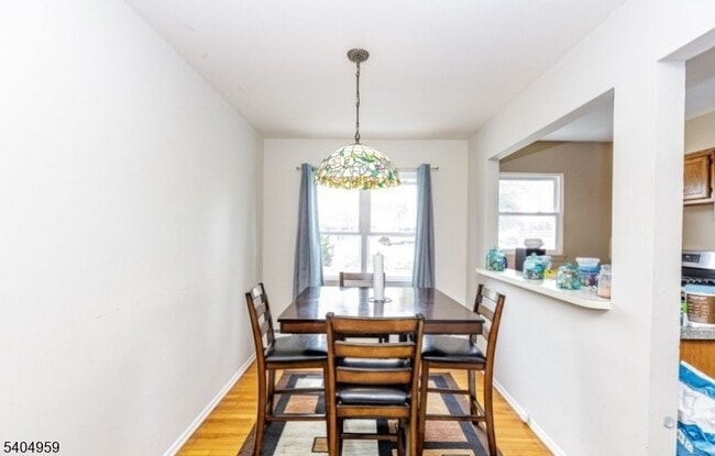 Building Photo - 43 Conforti Ave