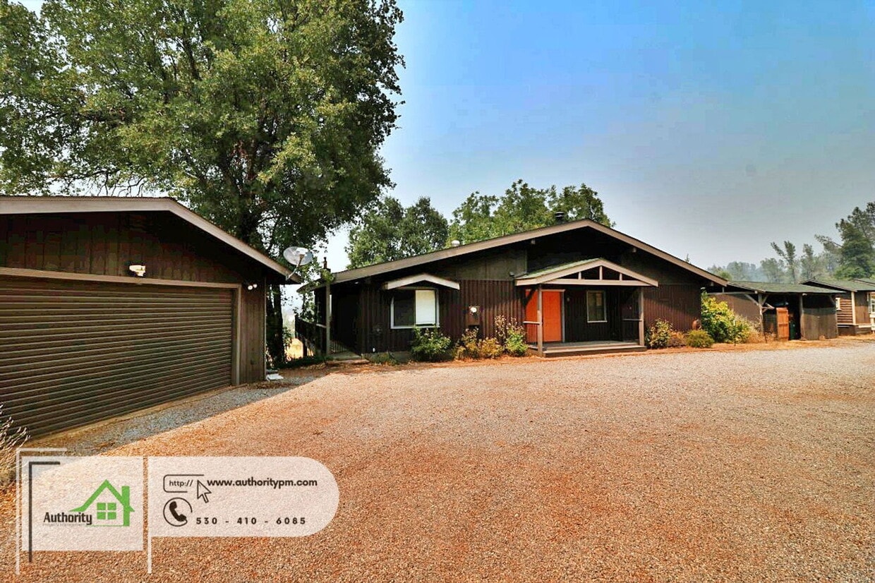 Primary Photo - 19606 Fish Hill Ln