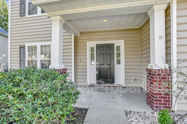 Foto del edificio - 5232 Mulholland Dr