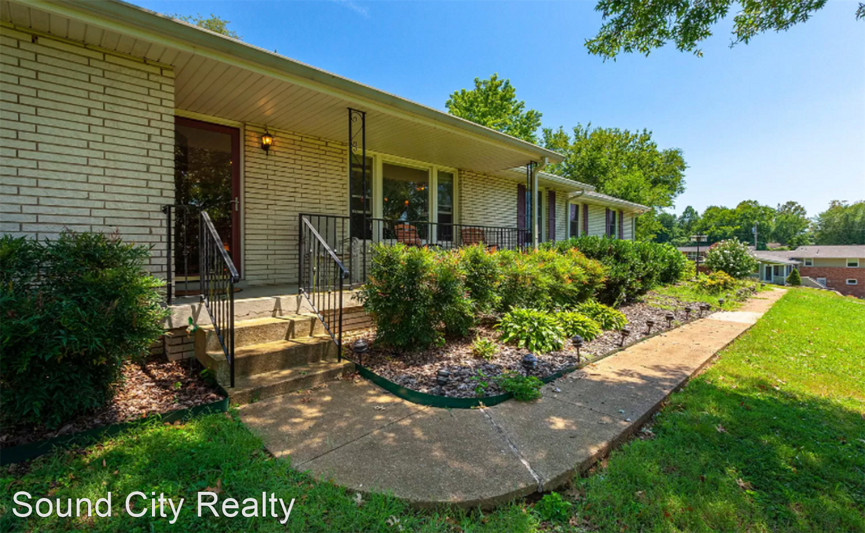 Foto principal - 3 br, 2 bath House - 2821 McGavock Pike