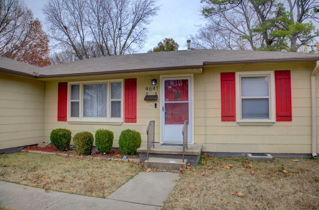 Primary Photo - Cozy 2-Bedroom Rental in a Quiet Neighborhood