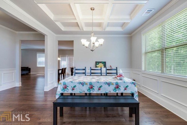Foto del edificio - 5690 Enfield Way