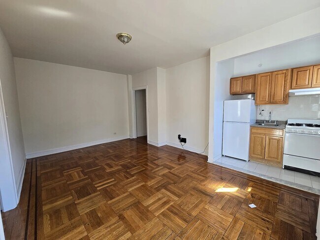 Foto del edificio - 23-84-84 26th St