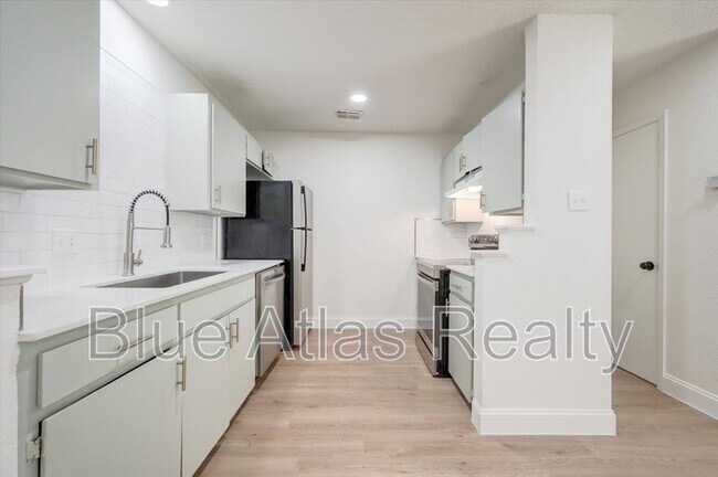 Foto del edificio - 805 W Chambers St