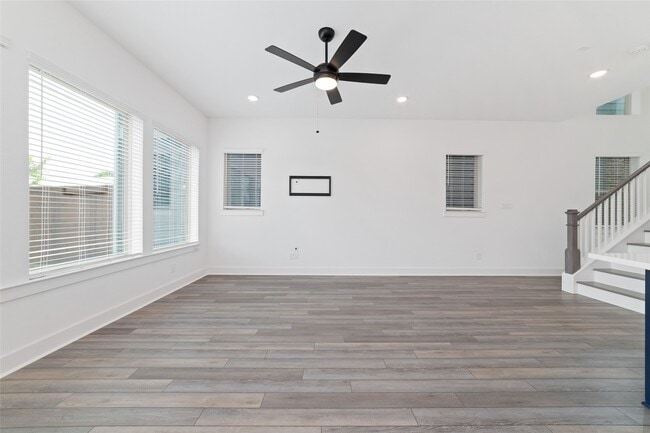 Foto del edificio - 10974 Swang Link Dr