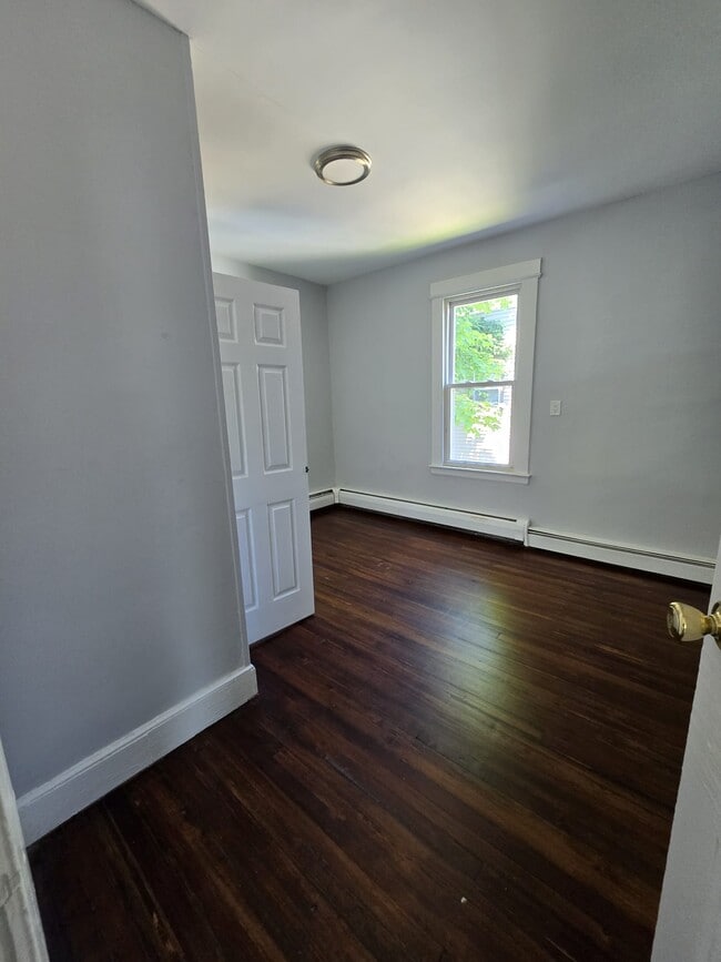 Building Photo - 48 Pardee Pl