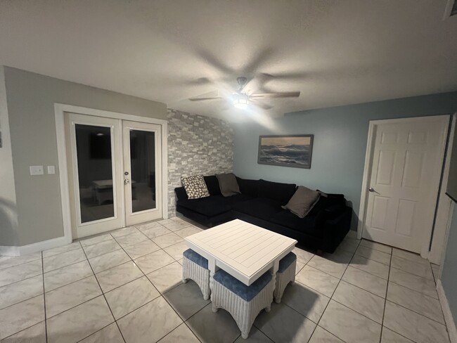 Foto del edificio - 702 134th St E