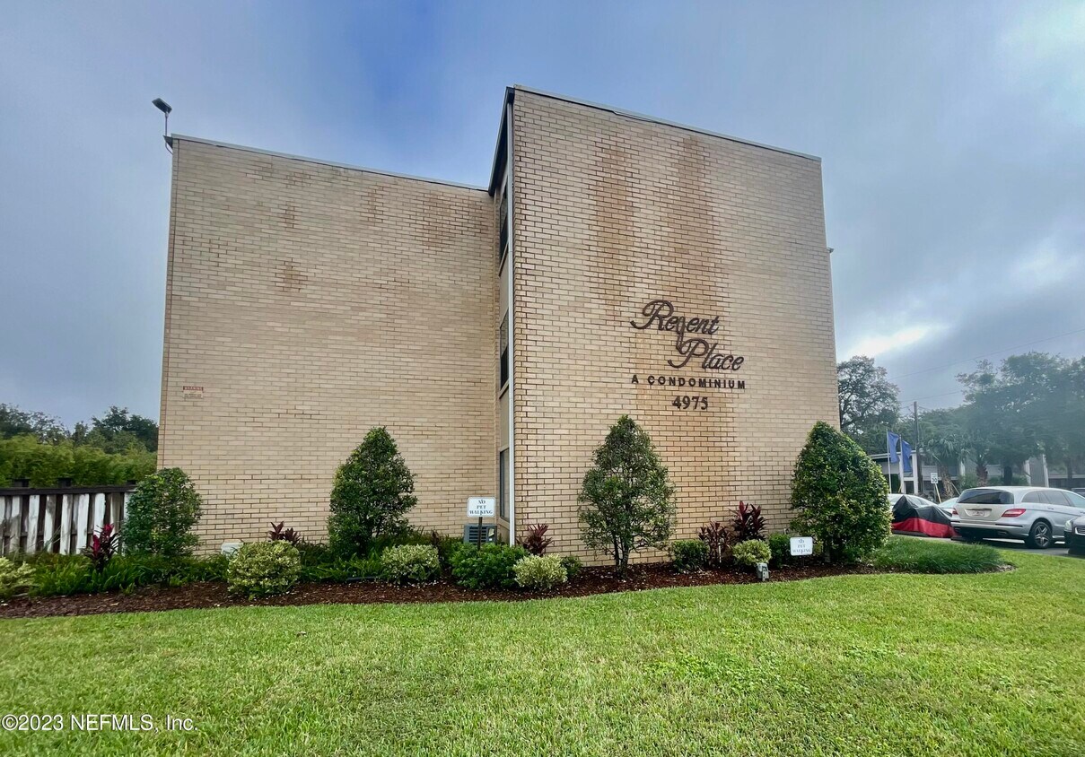 4975 San Jose Blvd Unit 317, Jacksonville, FL 32207 Condo for Rent in
