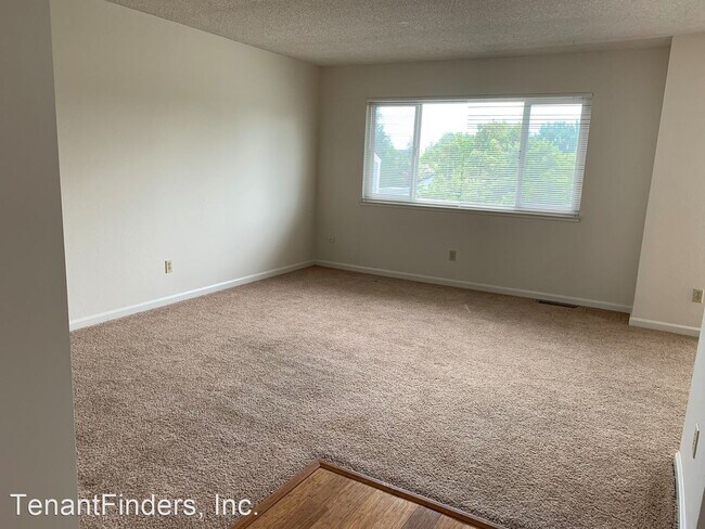 Building Photo - 2 br, 1.5 bath House - 167 Holiday Hills