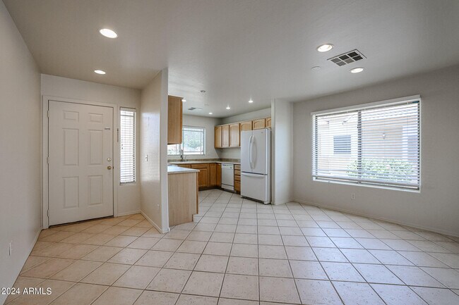 Building Photo - 13374 W Watson Ln