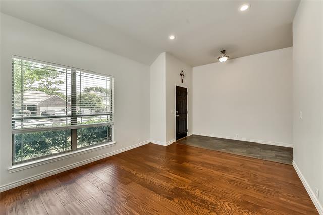 Building Photo - 2109 Kingsdale Ct