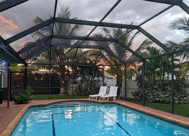 Foto del edificio - 22750 SW 10th St