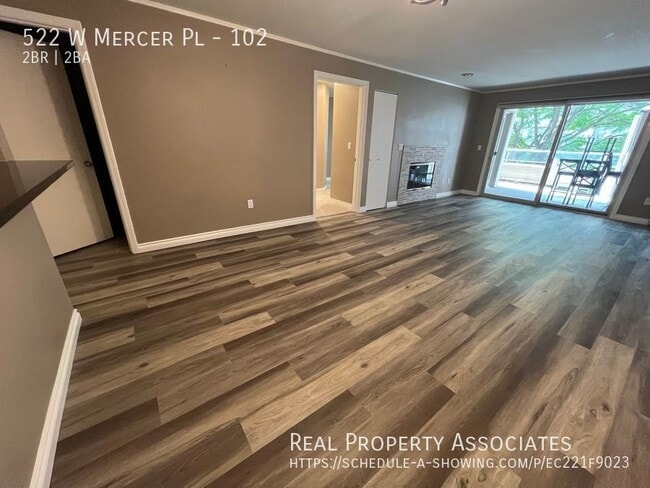 Building Photo - Quiet 2 Bedroom Condo in Queen Anne