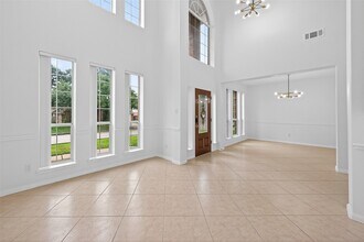 Building Photo - 8703 Silver Lure Dr