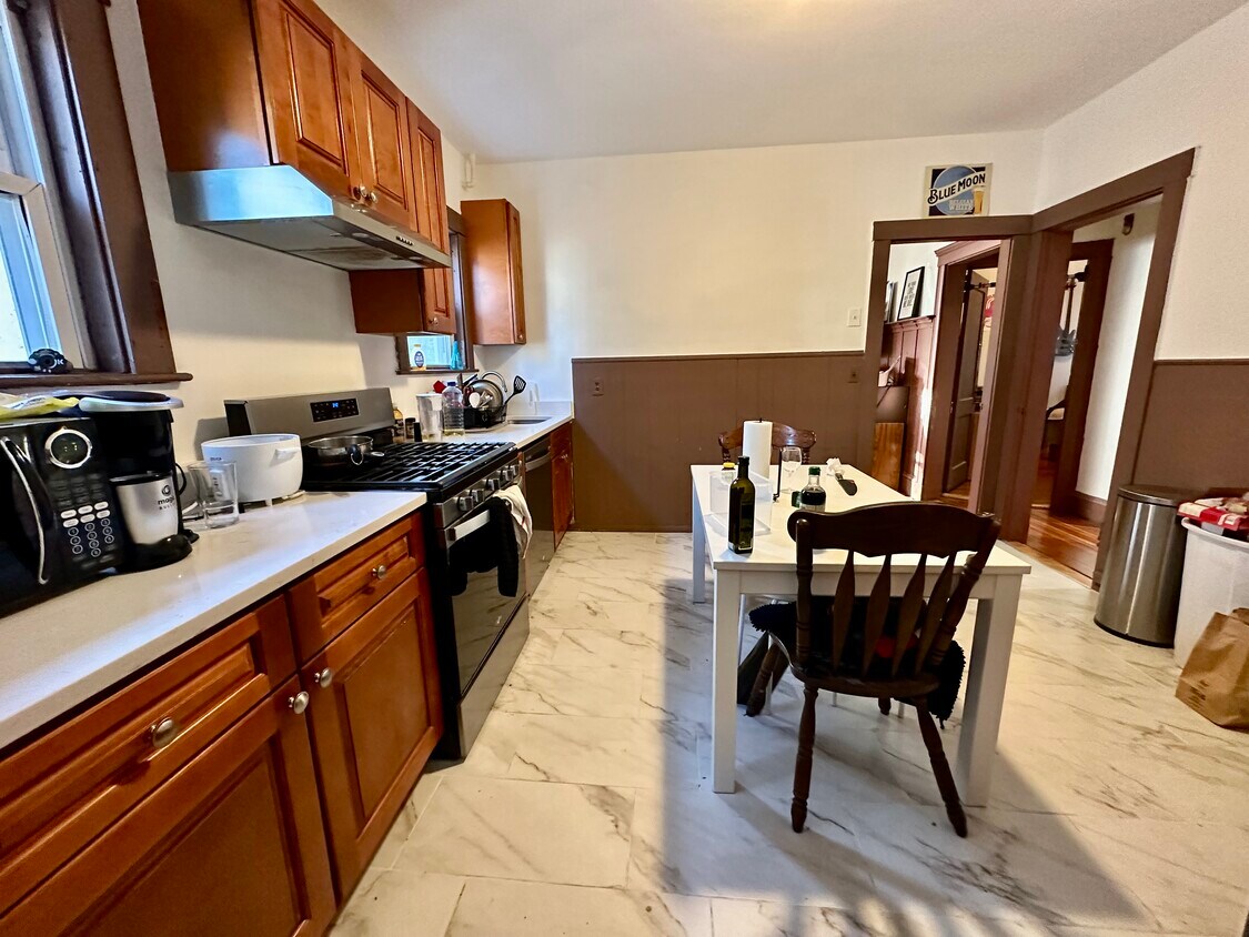 Foto principal - 84 Allston St