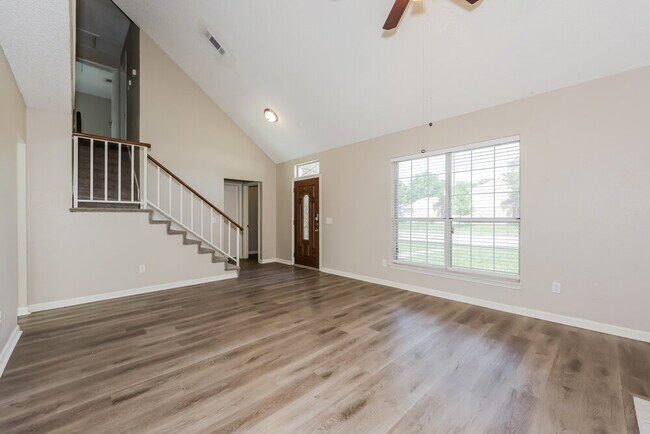 Foto del edificio - 4117 Mediterranean Dr