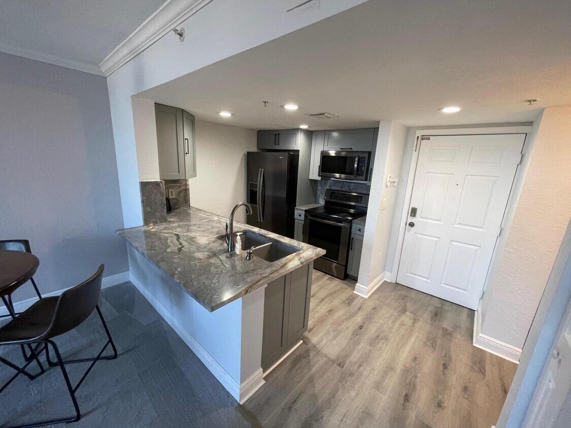 Foto principal - 1801 N Flagler Dr