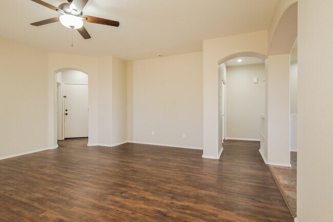 Building Photo - 8724 N 57th Dr