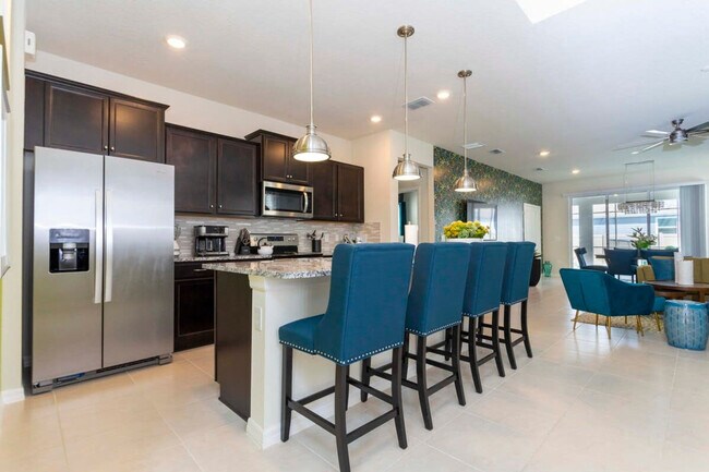 Foto del edificio - 3413 Lilac Wy