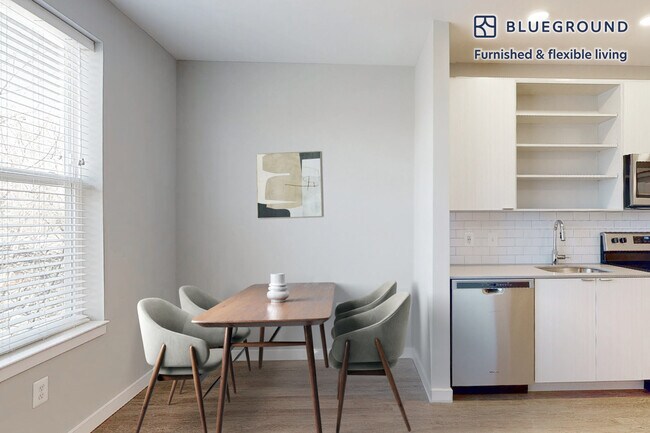 Foto del edificio - 12503 Ardennes Ave