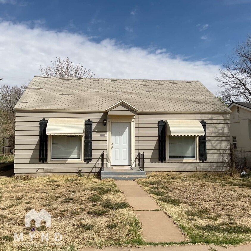 Foto principal - 2424 24th St