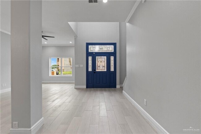 Foto del edificio - 6621 N 5th St